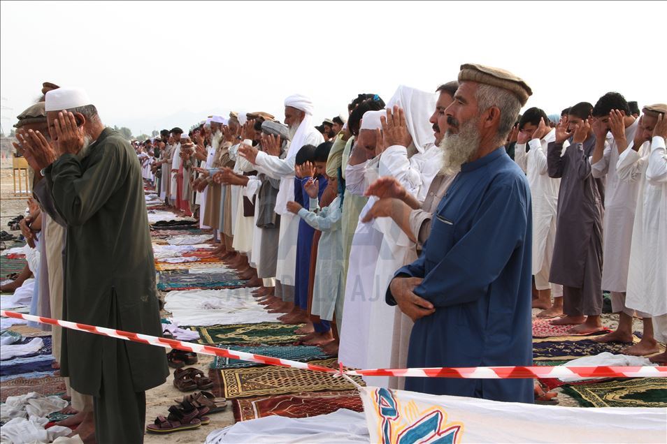 برگزاری نماز عید قربان در ننگرهار افغانستان