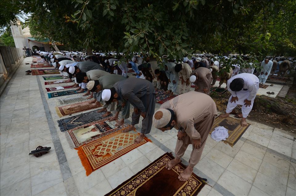 له شاری پێشاوهر'ی پاكستان نوێژی جهژن ئهنجام درا