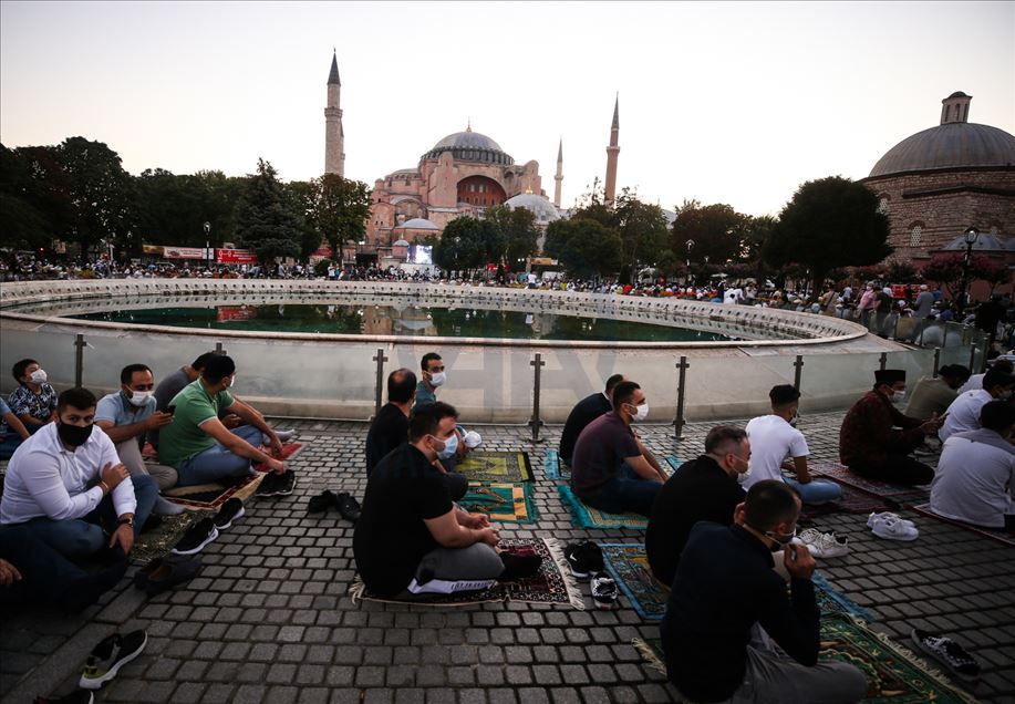 Oración del Eid al-Adha en la Gran Mezquita de Santa Sofía