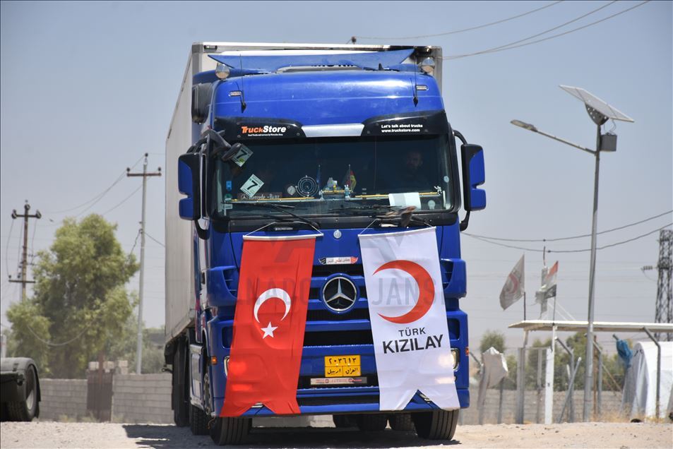 Türk Kızılay Kerkük’te 550 göçmen aileye kurban eti dağıttı