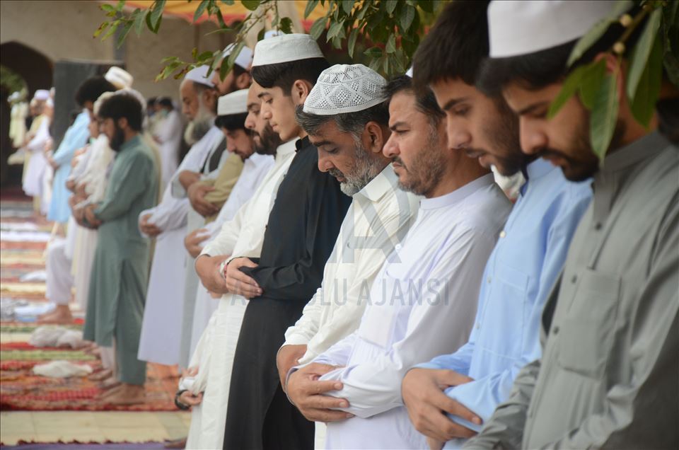 له شاری پێشاوهر'ی پاكستان نوێژی جهژن ئهنجام درا