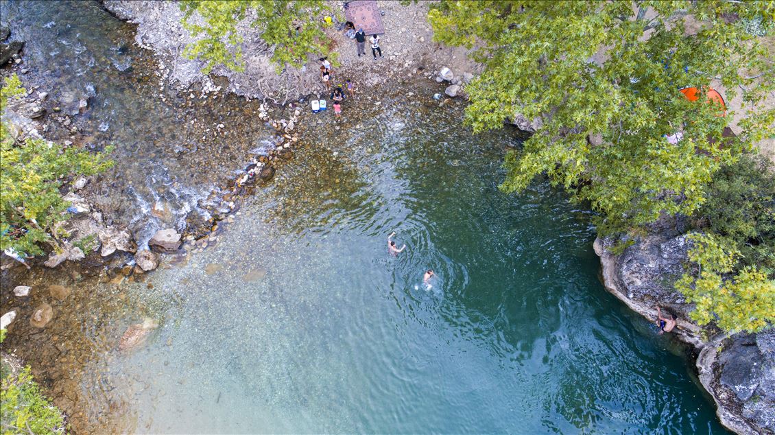 Antalya sahillerinde bayram tatili yoğunluğu devam ediyor