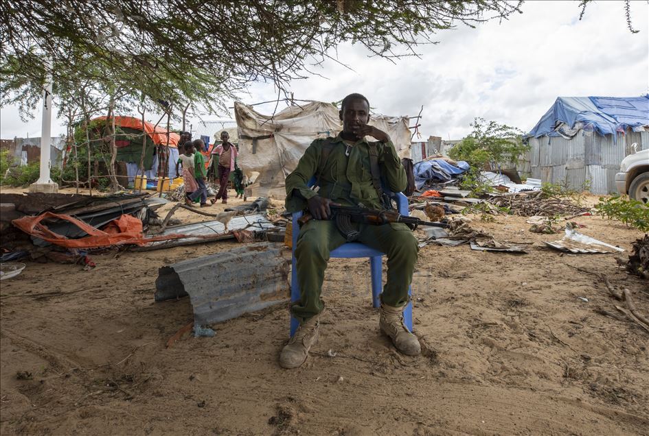 Vida diaria en campo de refugiados de la capital de Somalia