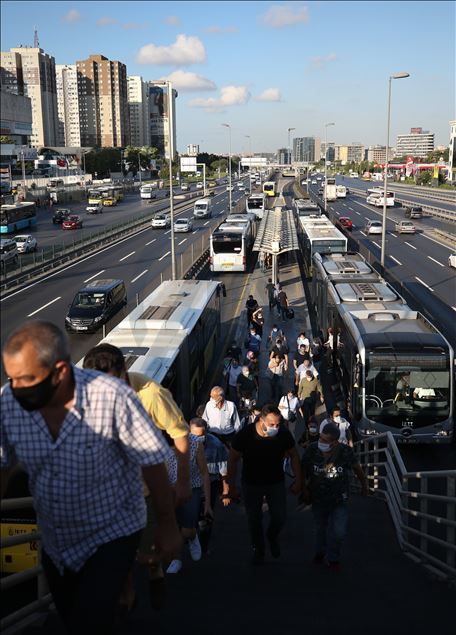 İstanbul'da, bayram tatili sonrası ilk iş günü
