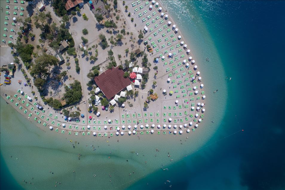 Likya'nın "ışık ve güneş diyarı" Ölüdeniz