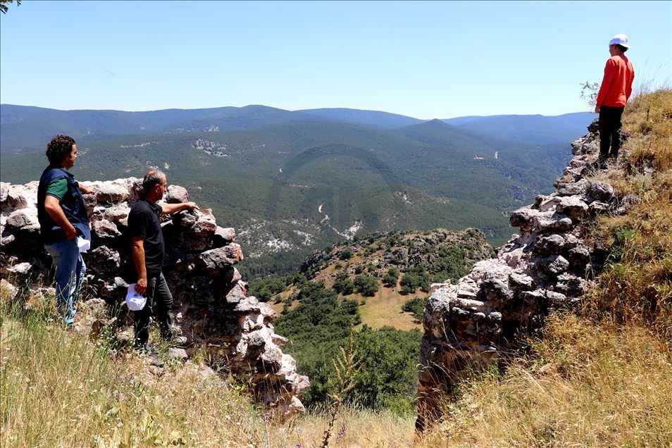 کوه «ترکمن‌داغی» ترکیه؛ میزبان گردشگران طبعیت می‌شود