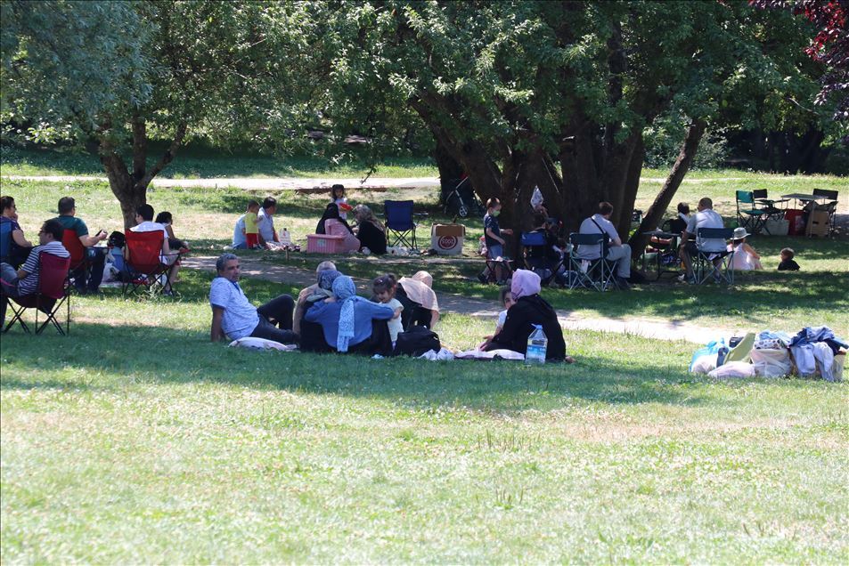"قلب الطبيعة" التركية.. إقبال كثيف بعطلة الأضحى
