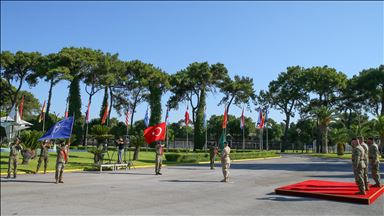 NATO Müttefik Kara Komutanlığında devir teslim töreni