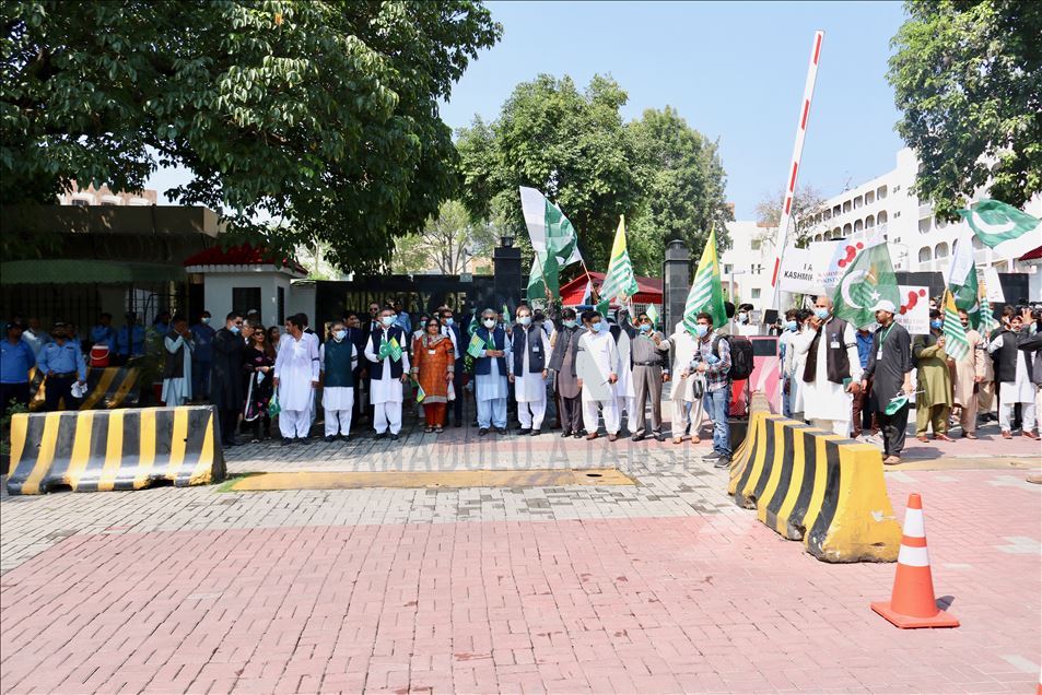 Protest in Islamabad against Indian move to scrap semi-autonomous status of Kashmir 