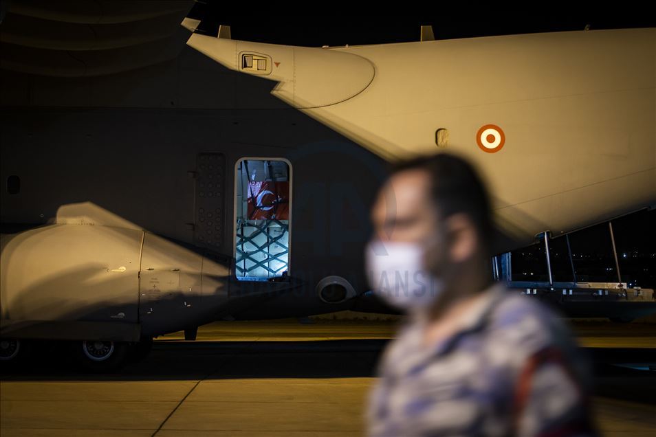 هواپیمای حامل کمک‌ها و نیروهای امدادی ترکیه عازم بیروت شد