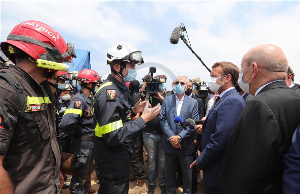 Fransa Cumhurbaşkanı Macron Lübnan'da