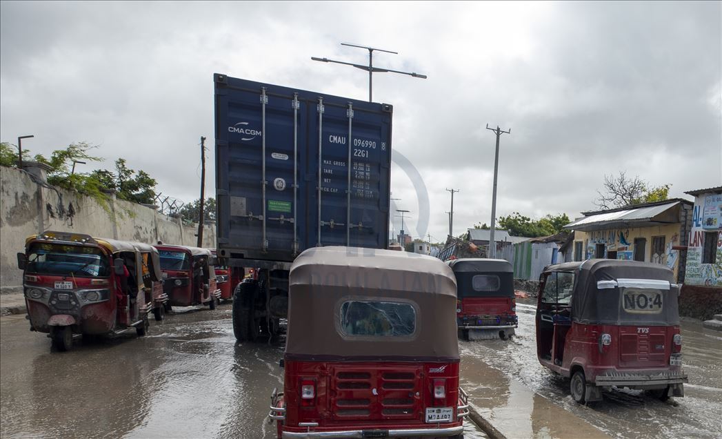 Somali'de ulaşımın gözde aracı Tuk-Tuk