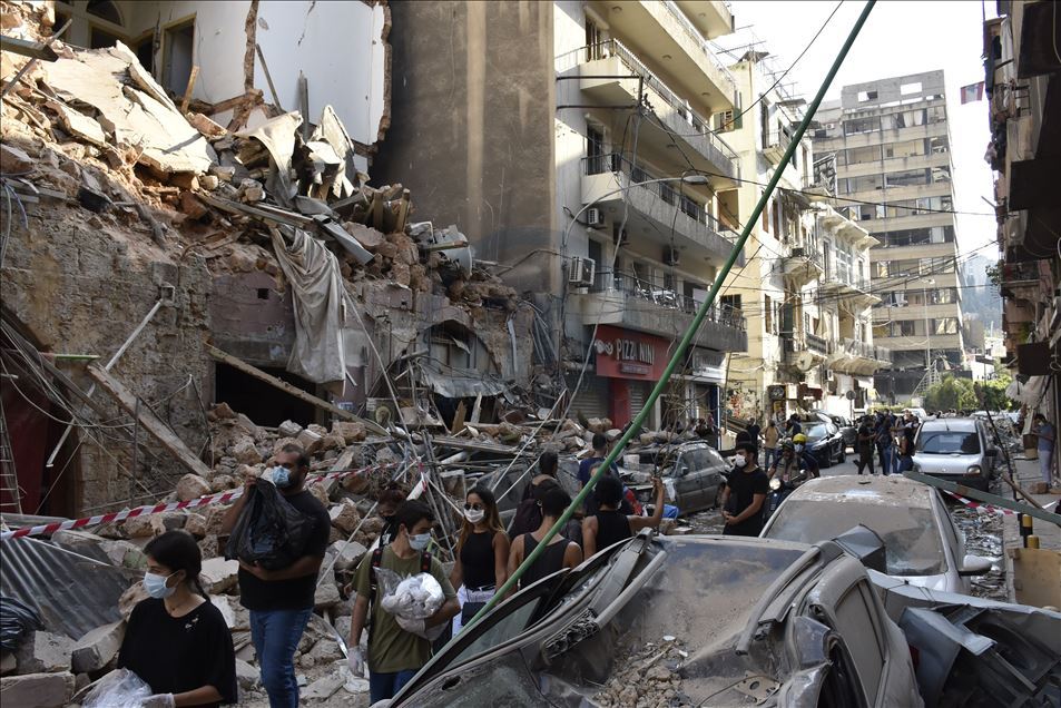 Kerusakan akibat ledakan di Pelabuhan Beirut