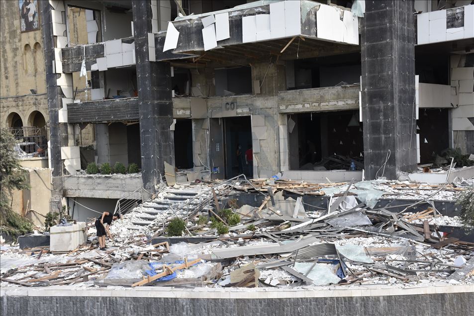 Kerusakan akibat ledakan di Pelabuhan Beirut