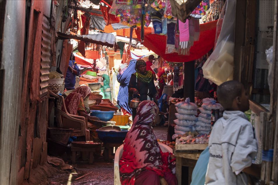 Mogadişu'da ticari hayat