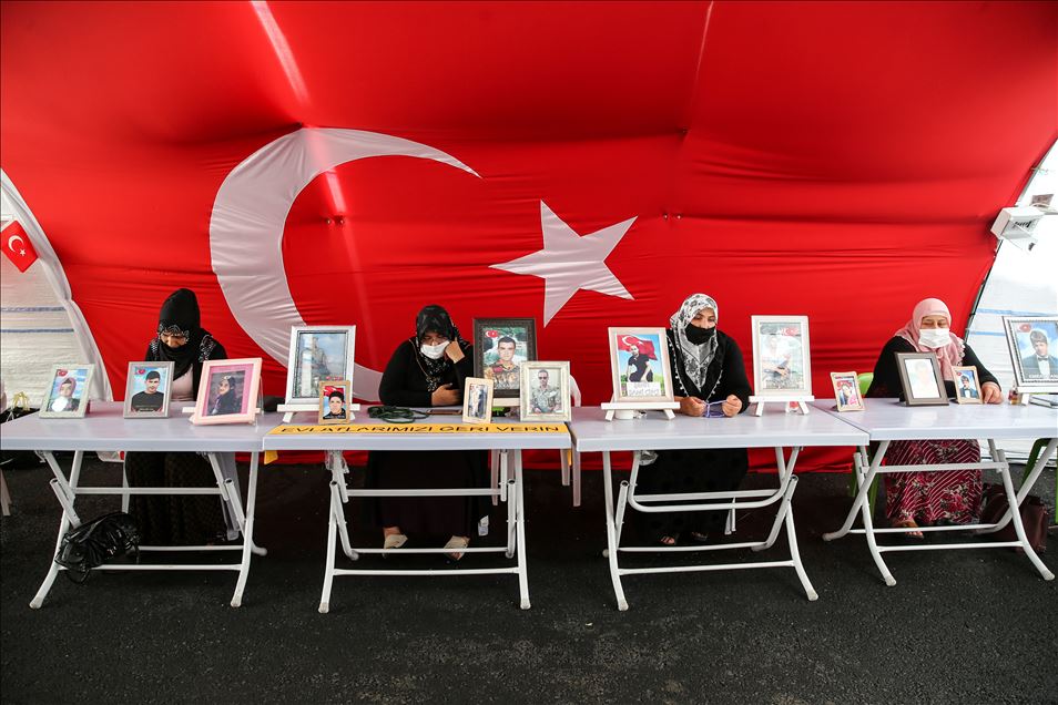 Diyarbakır annelerinden PKK ve HDP'ye tepki
