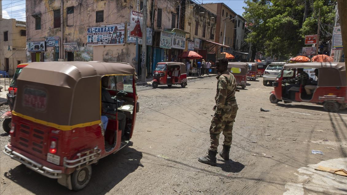 Somali'de ulaşımın gözde aracı Tuk-Tuk