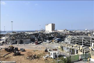 Kerusakan akibat ledakan di Pelabuhan Beirut