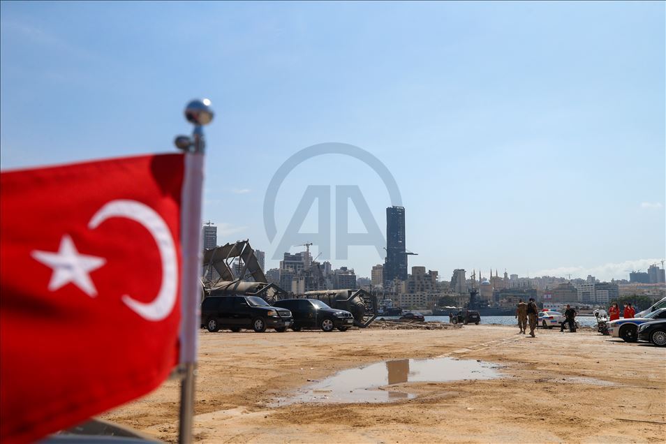 Cumhurbaşkanı Yardımcısı Oktay ve Dışişleri Bakanı Çavuşoğlu, Beyrut'ta
