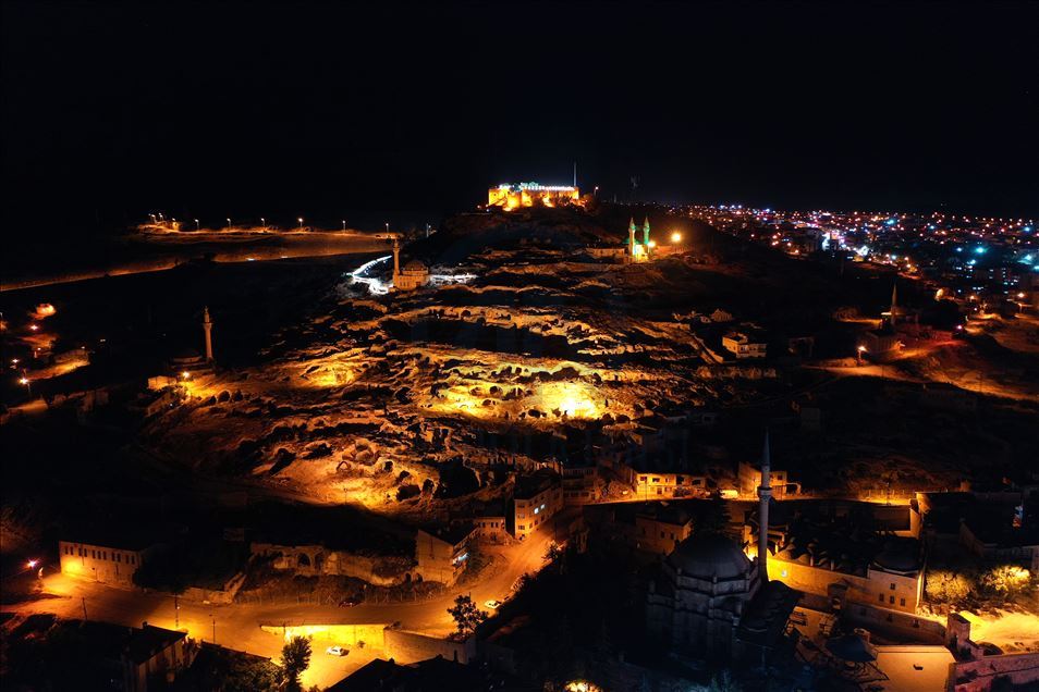 Historical slope settlement Kayasehir in Turkey's Nevsehir