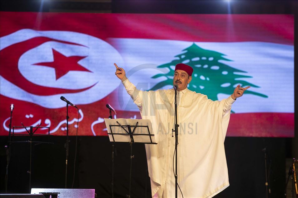أحيا فنانون من بينهم التونسي لطفي ب