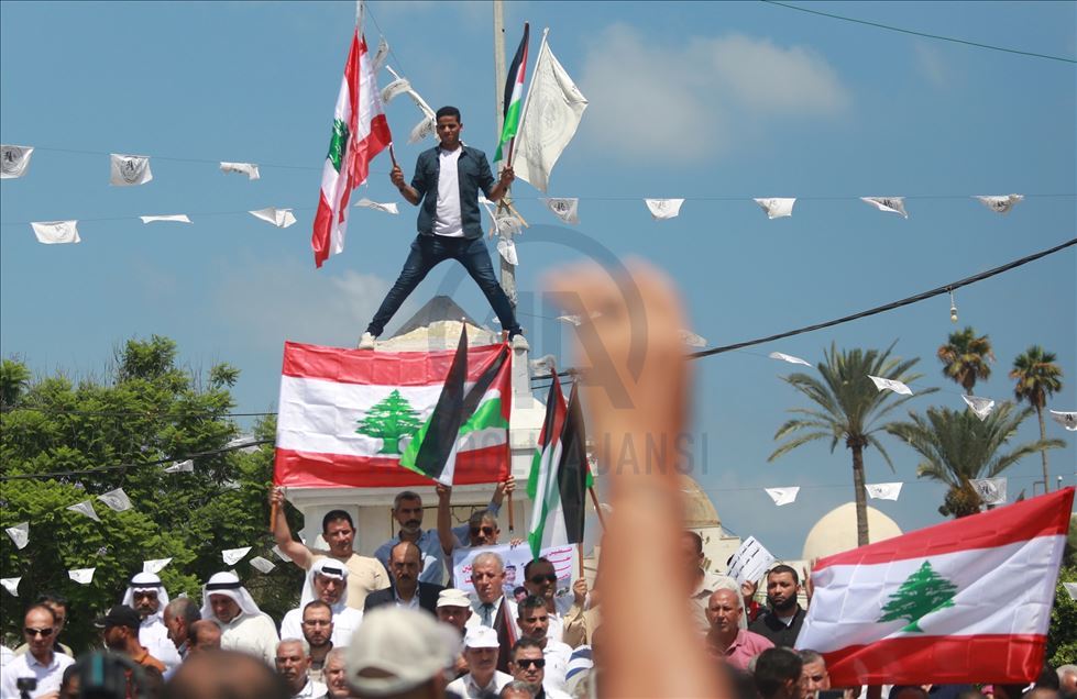 Palestinos marchan en apoyo al Líbano en la ciudad de Gaza