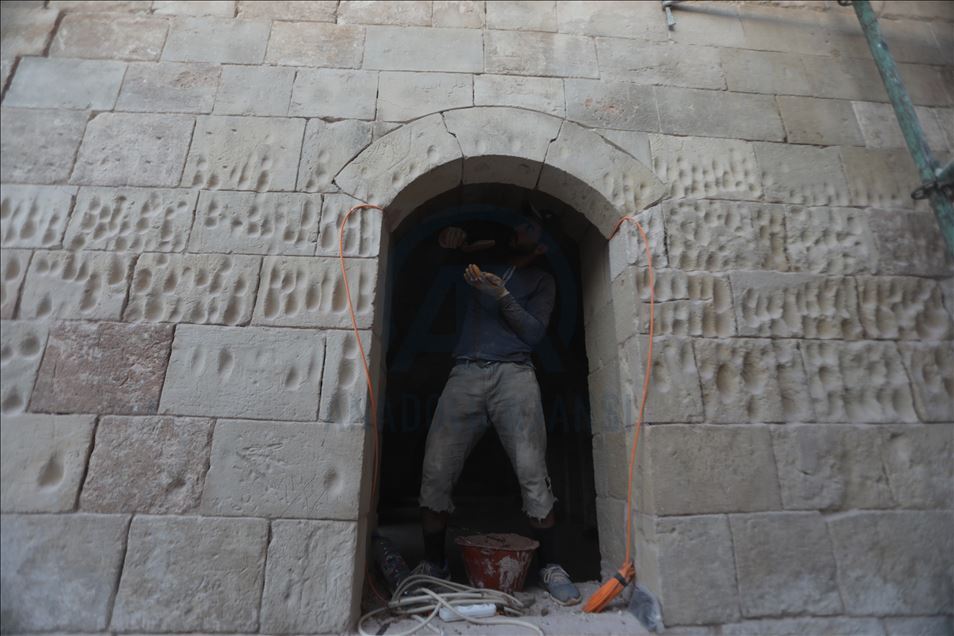 مرمت و بازسازی بنای تاريخی 1700 ساله در عفرین توسط ترکیه