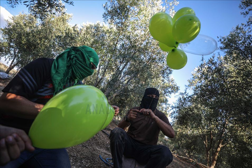 تواصل مجموعات شبابية فلسطينية، الخ