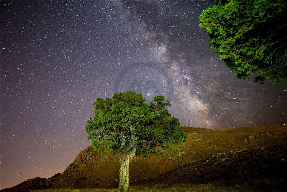 Antalya’da Samanyolu Galaksisi ve yıldızlı gece