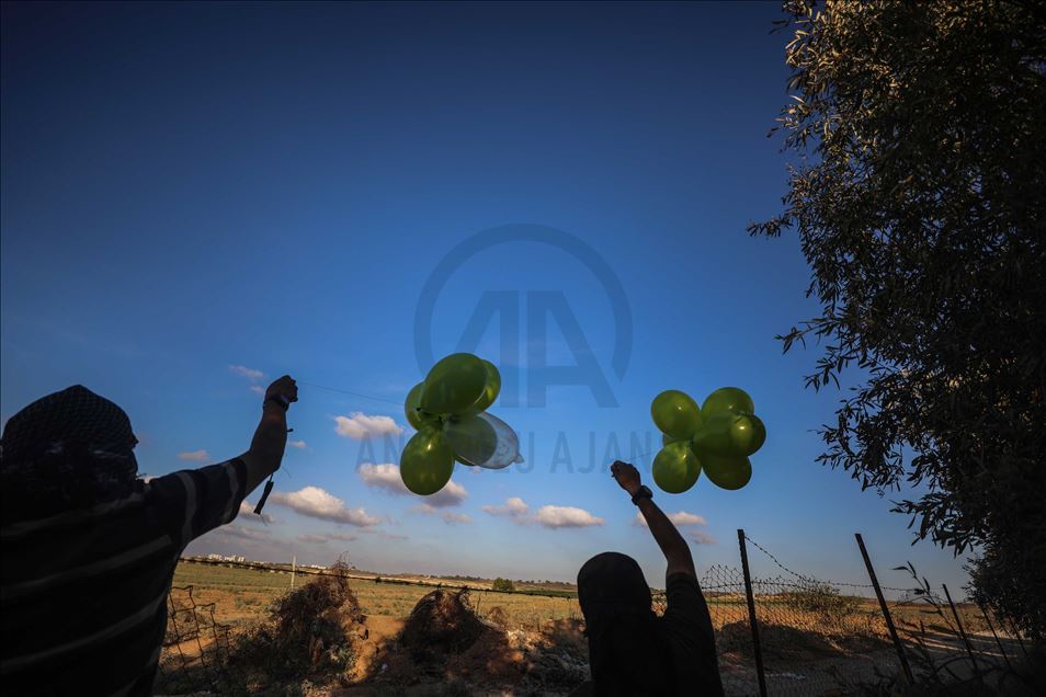تواصل مجموعات شبابية فلسطينية، الخ