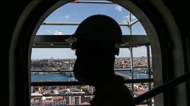 Galata Kulesi'ndeki restorasyon çalışmaları devam ediyor