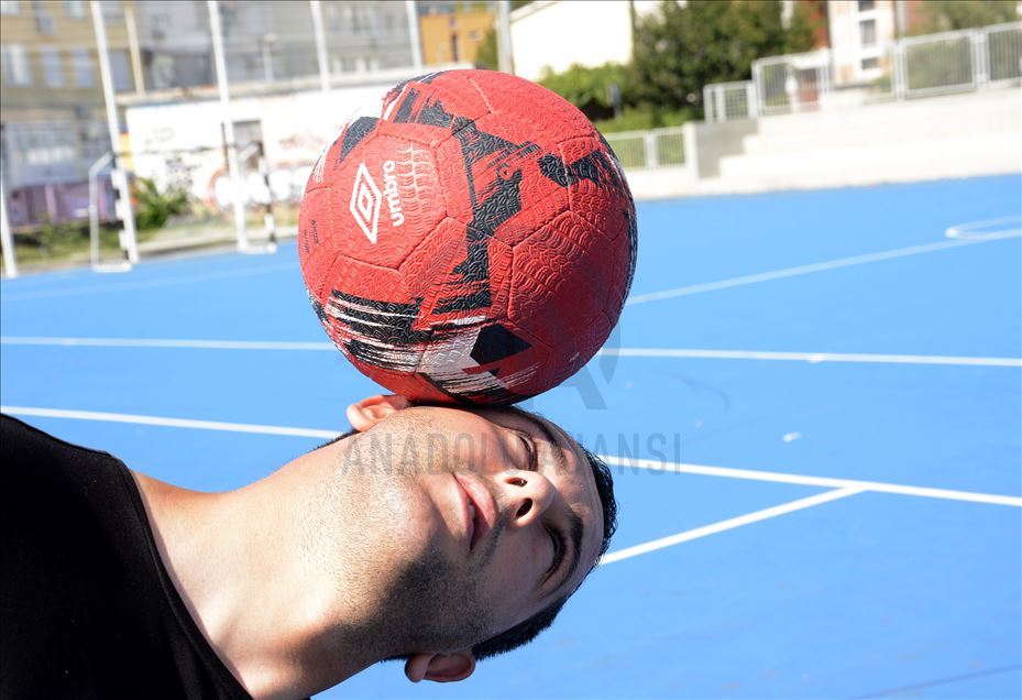 Pokrenuo školu freestylea: Samir Salčin je bh. virtuoz s loptom 