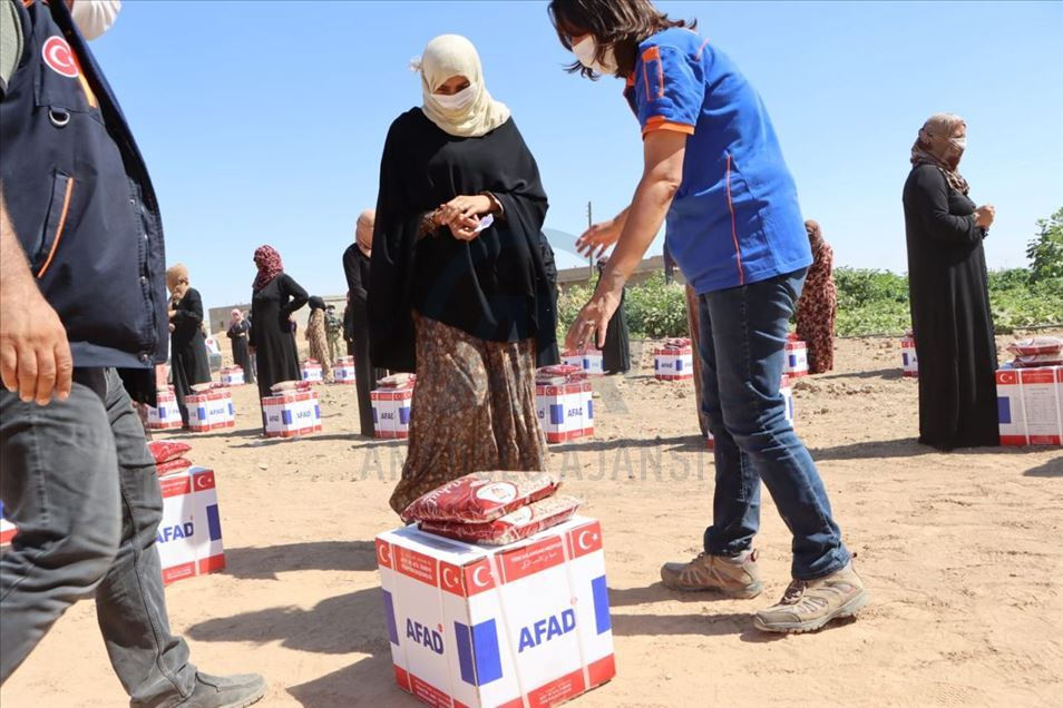 AFAD'tan Dünya İnsani Yardım Gününde Barış Pınarı bölgesinde yardım