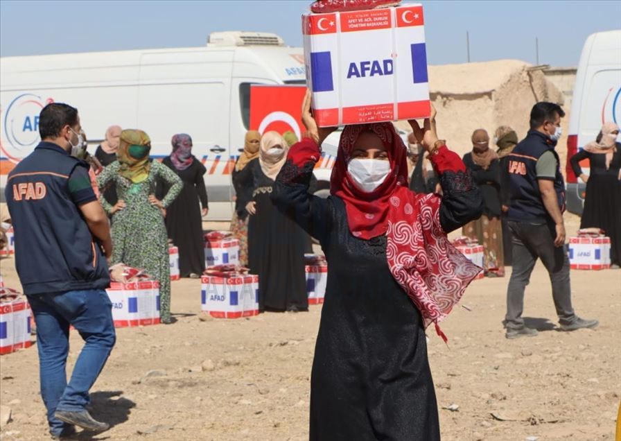 AFAD'tan Dünya İnsani Yardım Gününde Barış Pınarı bölgesinde yardım