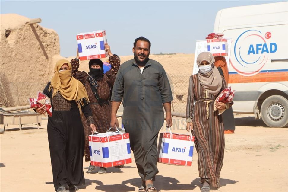 AFAD'tan Dünya İnsani Yardım Gününde Barış Pınarı bölgesinde yardım