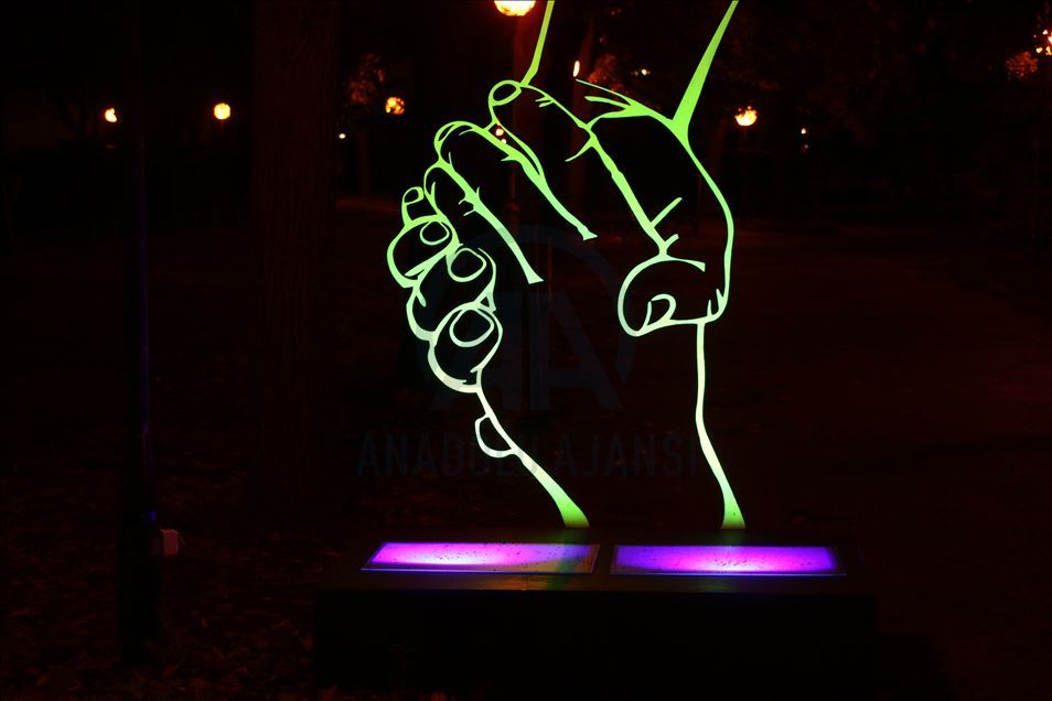 Во Скопје започна Меѓународниот фестивал на светлосната уметност „Skopje Light Art District 2020"