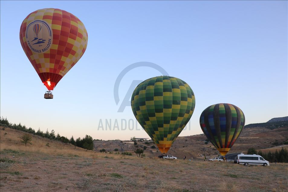 Turqi, balonat shfaqen përsëri ne qiell pas ndalesës disamujore