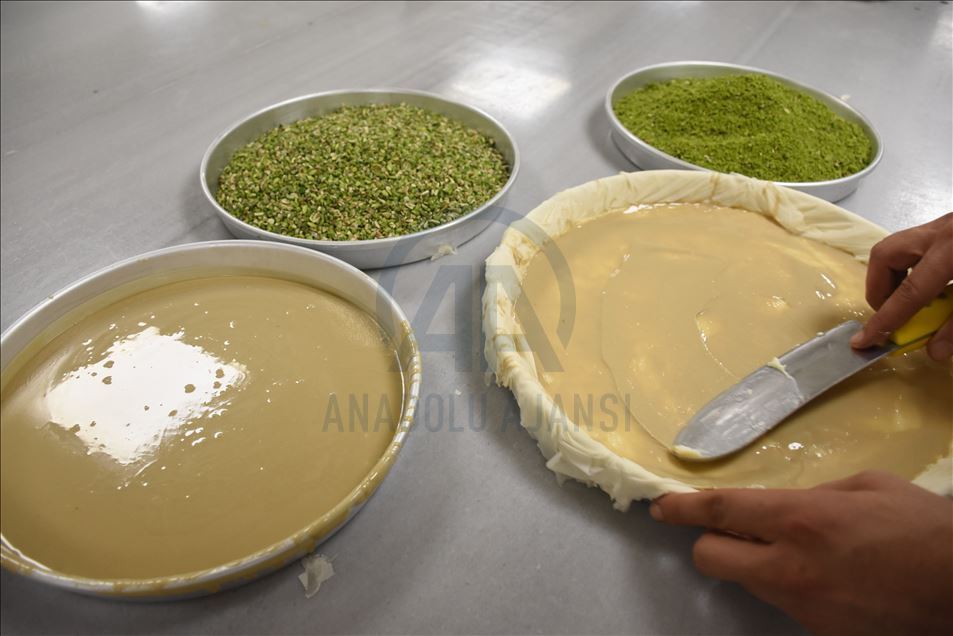 Gastronomi kentinin yeni tatlısı "tahinli" baklava
