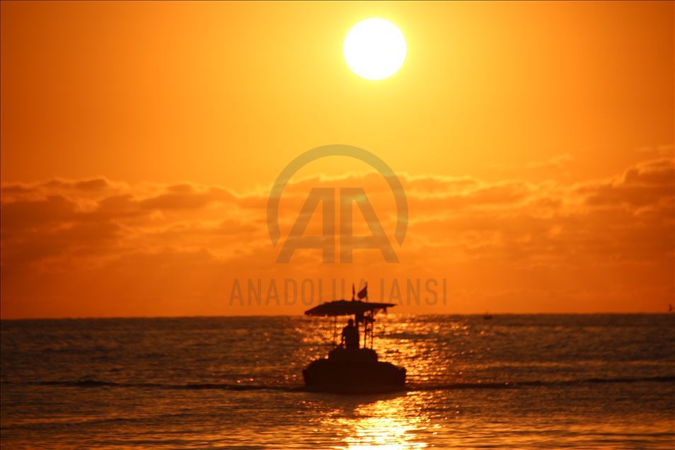 دیمەنی چرکەساتی خۆر ئاوابوون لە دۆزجە
