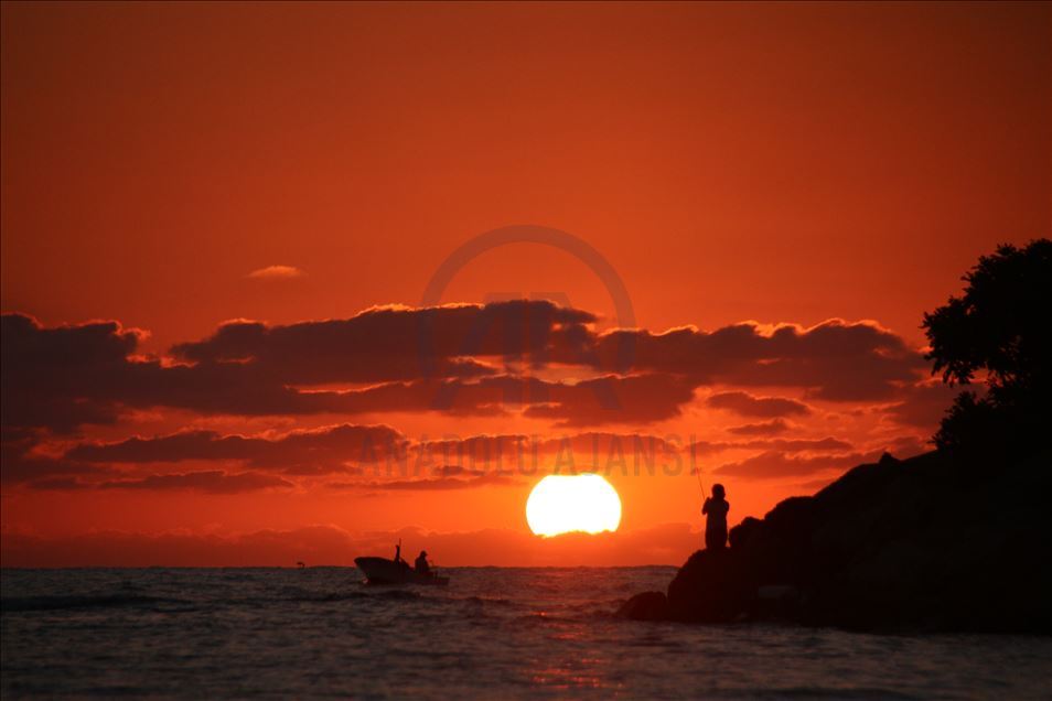 دیمەنی چرکەساتی خۆر ئاوابوون لە دۆزجە
