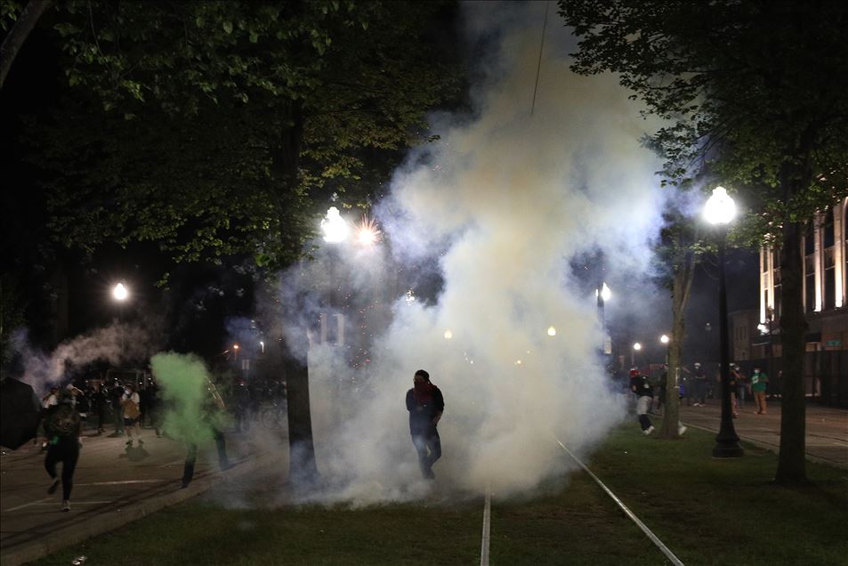 ABD'de polis şiddetine karşı protestolar Wisconsin'de devam etti
