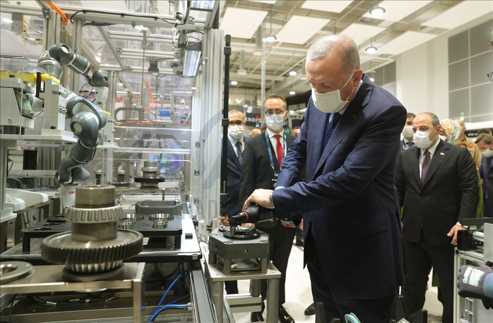 Cumhurbaşkanı Erdoğan, MESS Teknoloji Merkezi ve 40 Fabrika Açılış Töreni'ne katıldı
