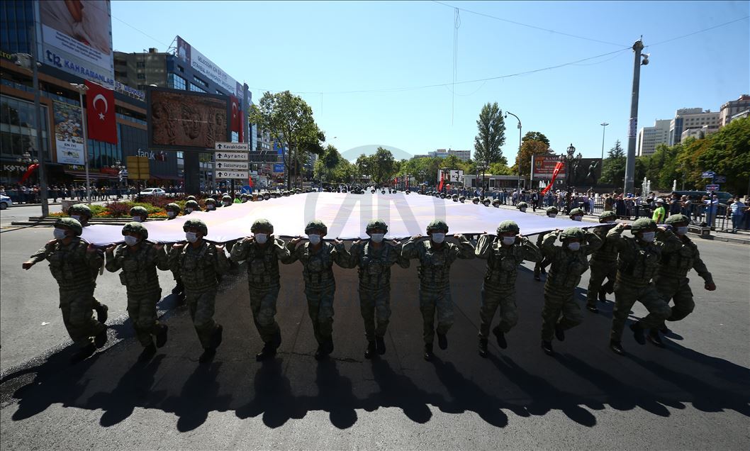 Başkentte 30 Ağustos Kortej Yürüyüşü