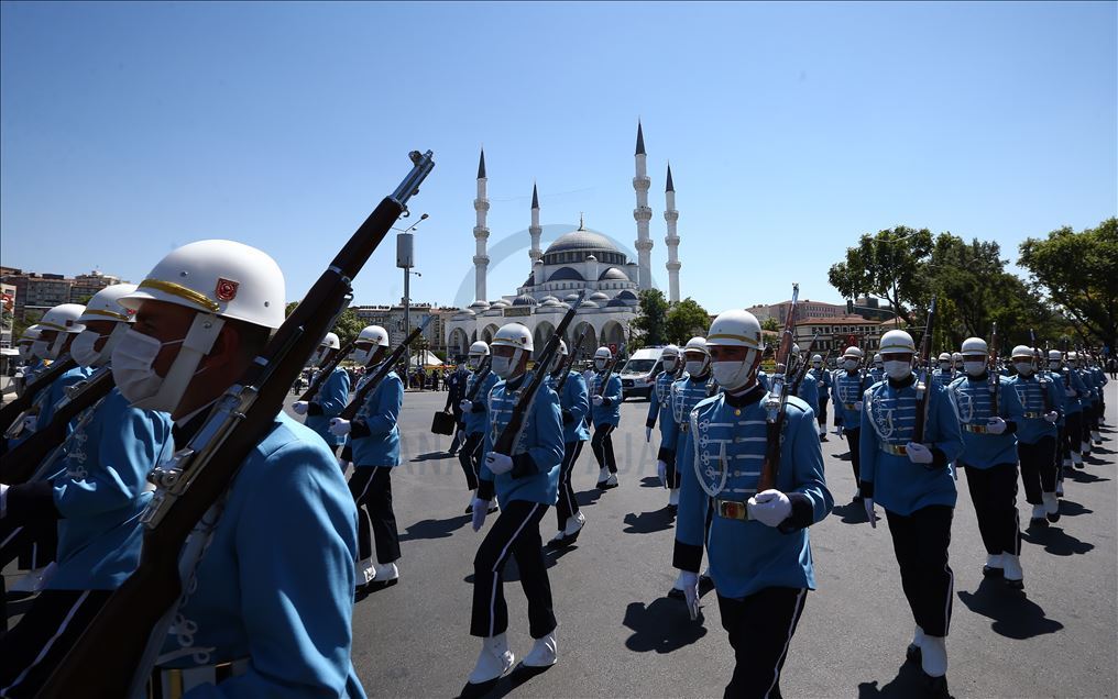 Başkentte 30 Ağustos Kortej Yürüyüşü