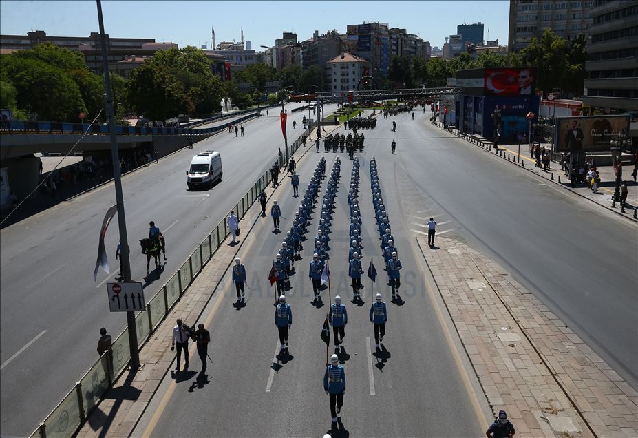 Başkentte 30 Ağustos Kortej Yürüyüşü
