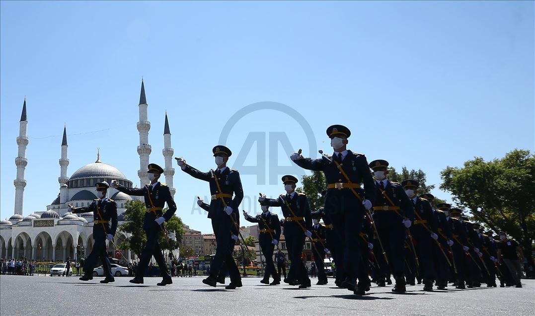 Başkentte 30 Ağustos Kortej Yürüyüşü