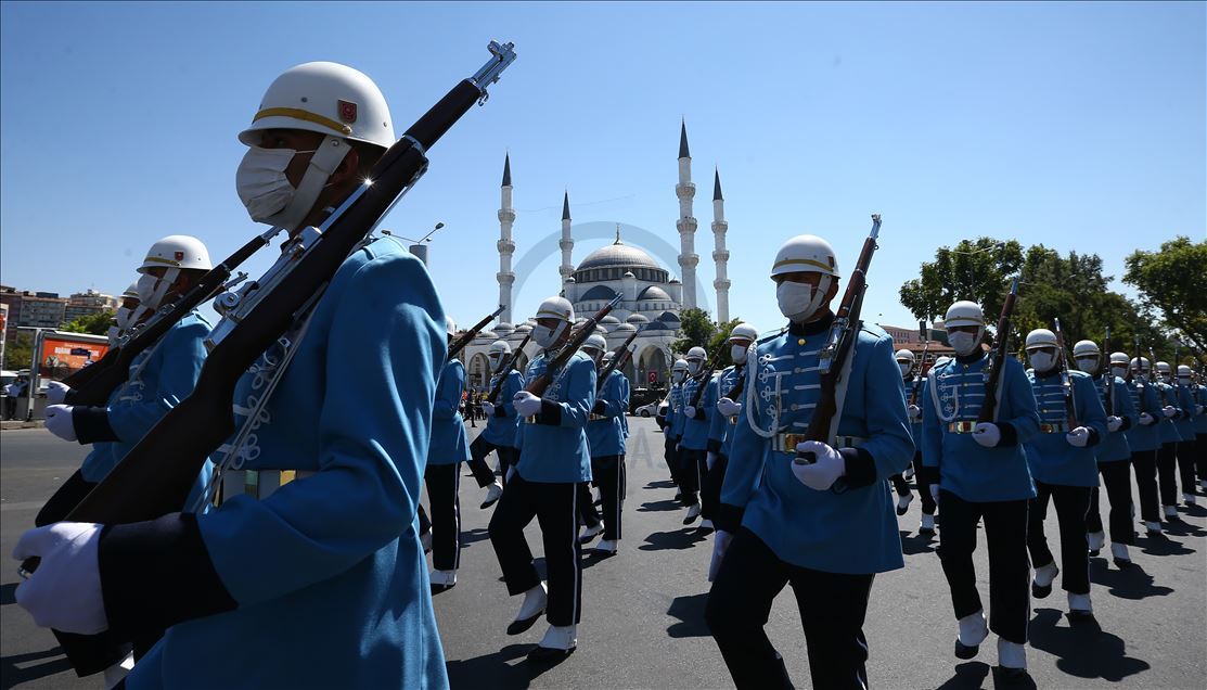 Başkentte 30 Ağustos Kortej Yürüyüşü