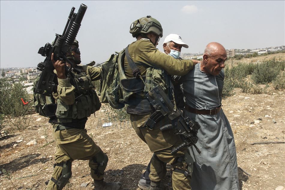Dhuna e ushtarëve izraelitë ndaj të moshuarit palestinez rikujton rastin Floyd në SHBA