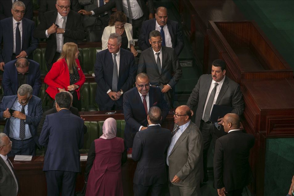 صوّت البرلمان التونسي، في ساعة مبك