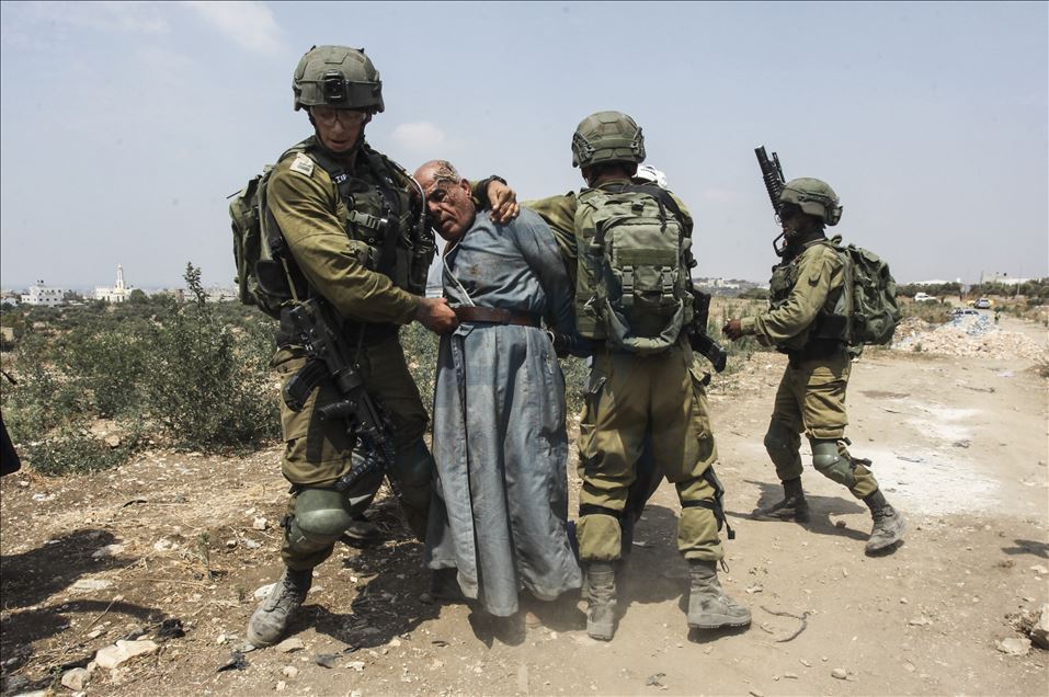 Dhuna e ushtarëve izraelitë ndaj të moshuarit palestinez rikujton rastin Floyd në SHBA